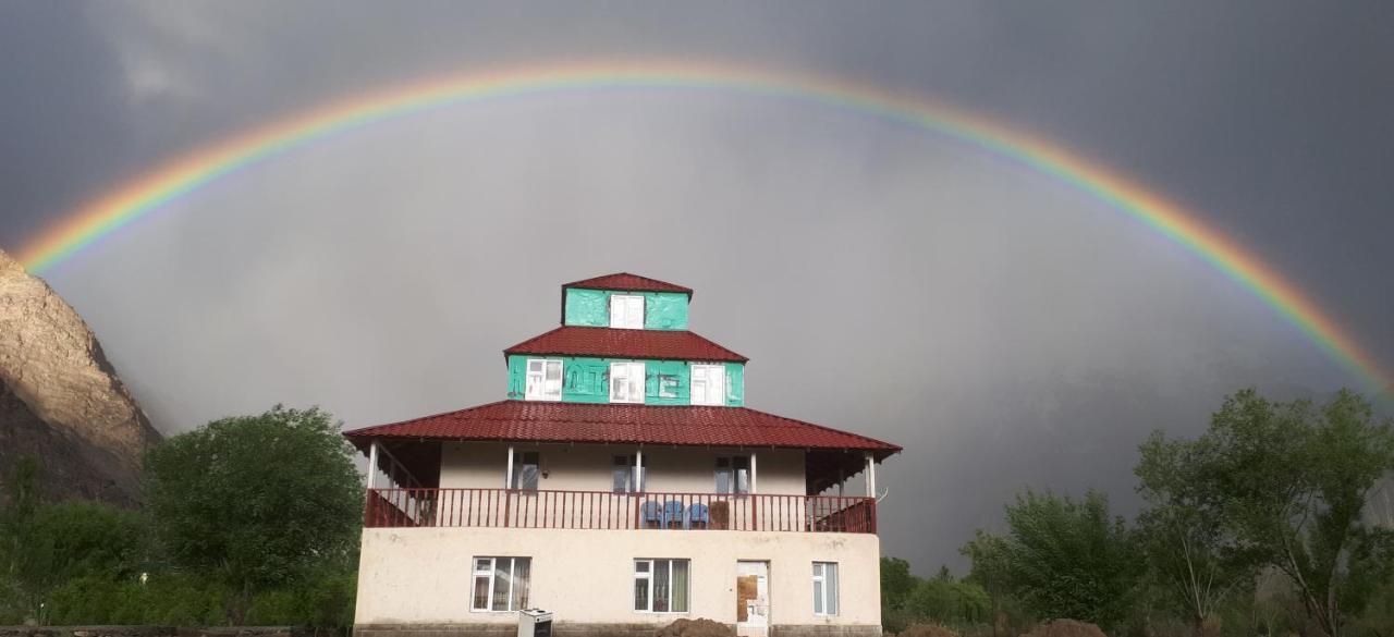 Hostel Muborak Rushan Buitenkant foto